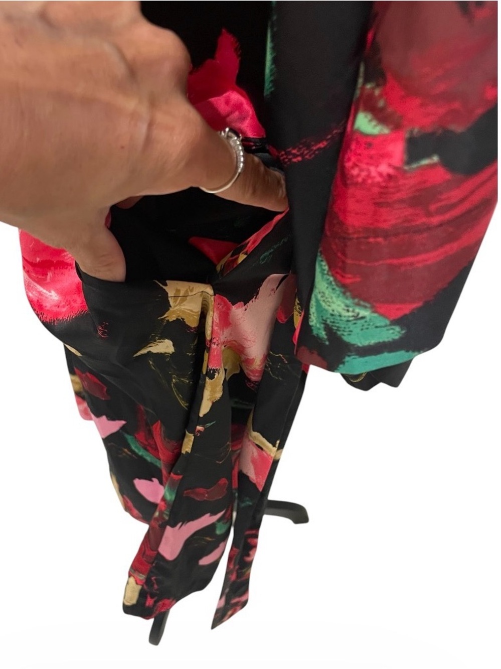 Natori Floral Satin Kimono Robe Black Pink Red Belted Lounge Cover Up Size Small - Picture 11 of 14